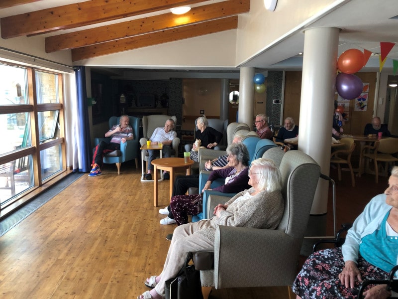 Our residents enjoyed some amazing entertainment in the afternoon!