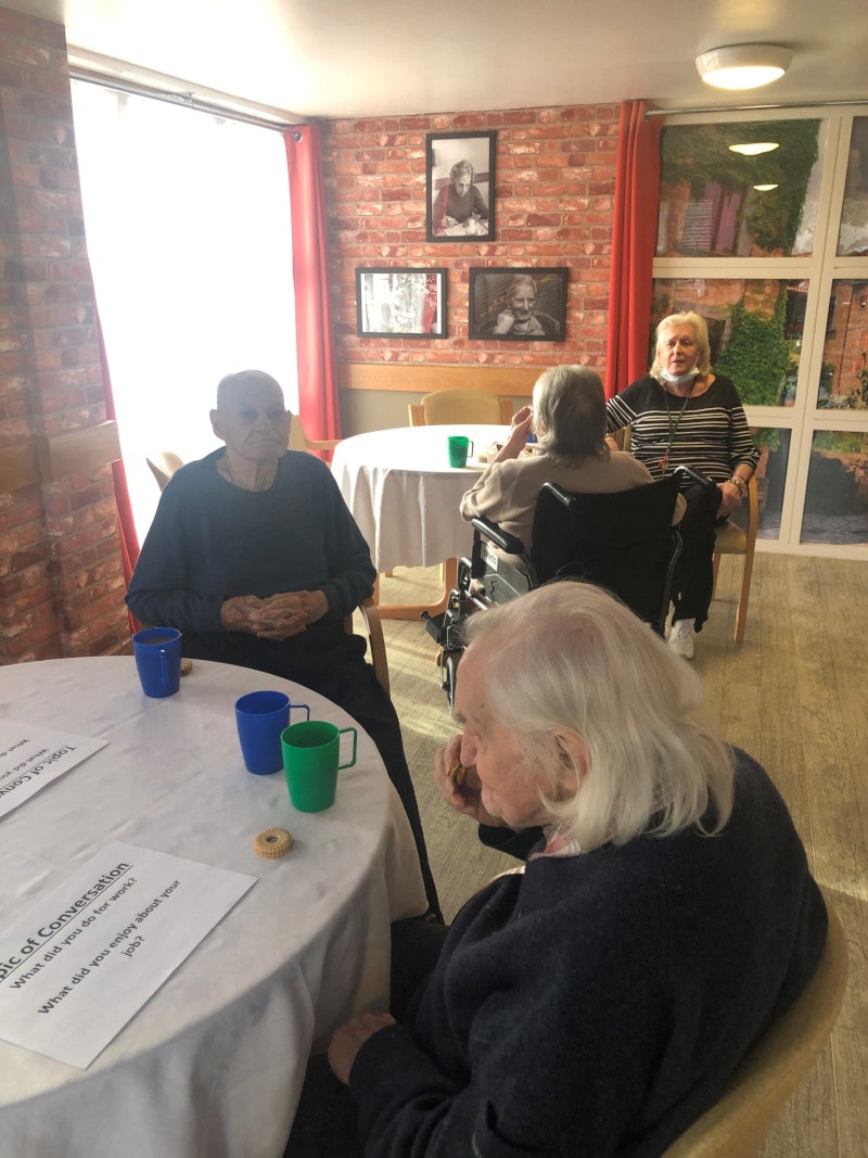 Monday Morning Tea and Coffee Chat