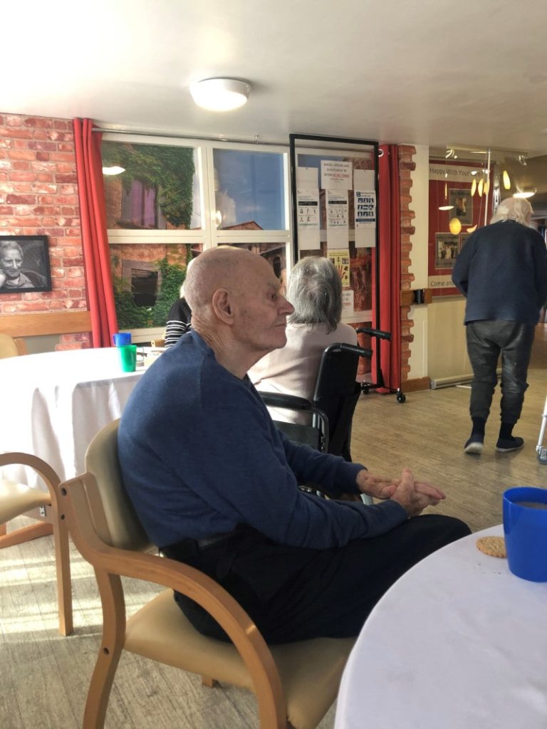 Monday Morning Tea and Coffee Chat